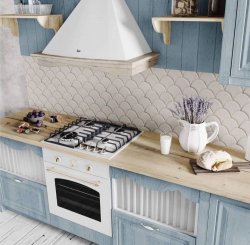 Голубая кухня в стиле прованс