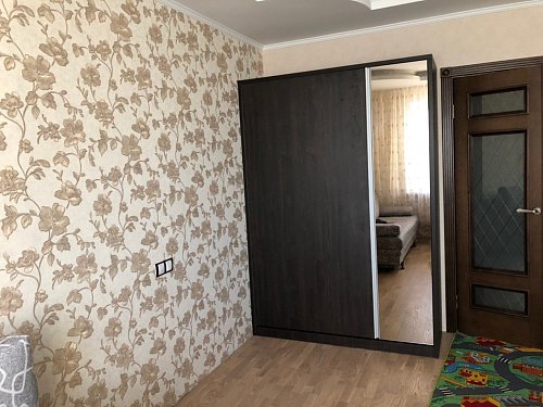 Шкаф-кровать  вертикальная 90х200