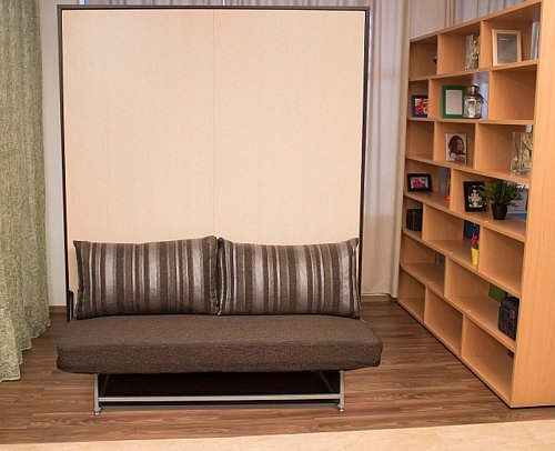 Детская кровать со шкафом