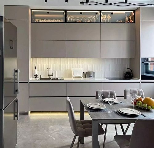 Угловая кухня с подсветкой , стиль hi-tech